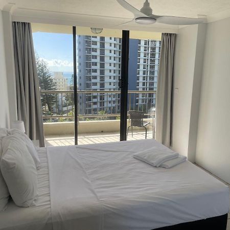 Aristocrat Apartments Gold Coast Luaran gambar